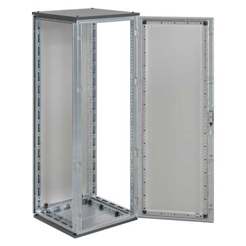 Шкаф напольный CQE ЭМС с дверью и задней панелью ВхШхГ 2000x600x600 мм (упак. 1шт)