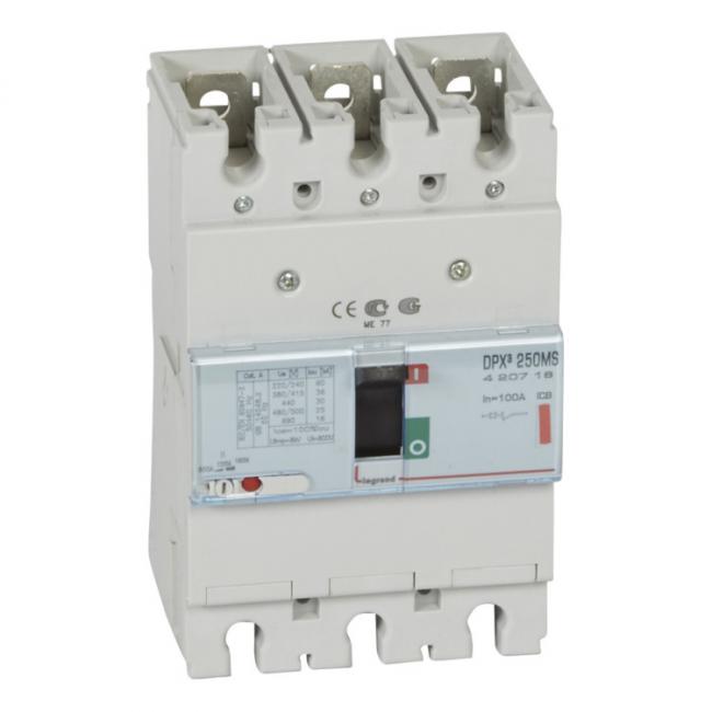 Силовой автомат Legrand DPX?, 36кА, 3P, 100А, 420718 Силовой автомат Legrand DPX?, 36кА, 3P, 100А, 420718