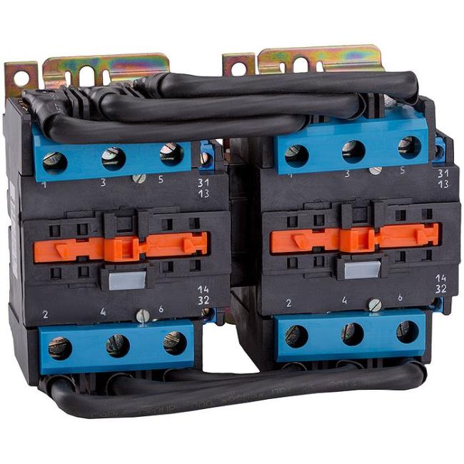 Контактор КЭАЗ ПМ12 3P 100А 220В AC 45кВт, 217231 Контактор КЭАЗ ПМ12 3P 100А 220В AC 45кВт, 217231